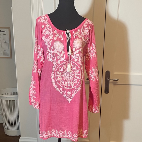 Melissa Odabash Other - Melissa Odabash Pink Beach Overup with Lace Detail ⭐️